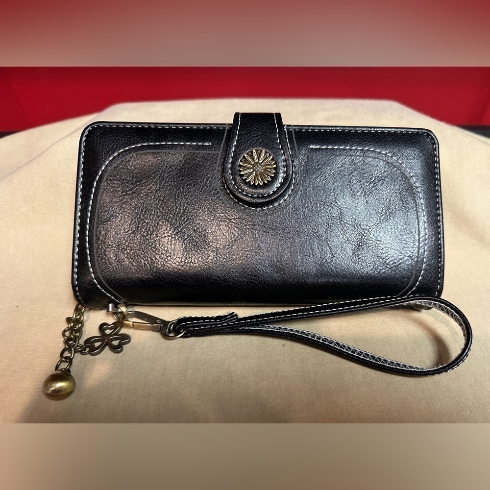 Black Leather Multi Section Zip Around and Snap Close Wristlet Wallet